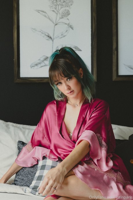 Rain Paris OnlyFans Pornografie