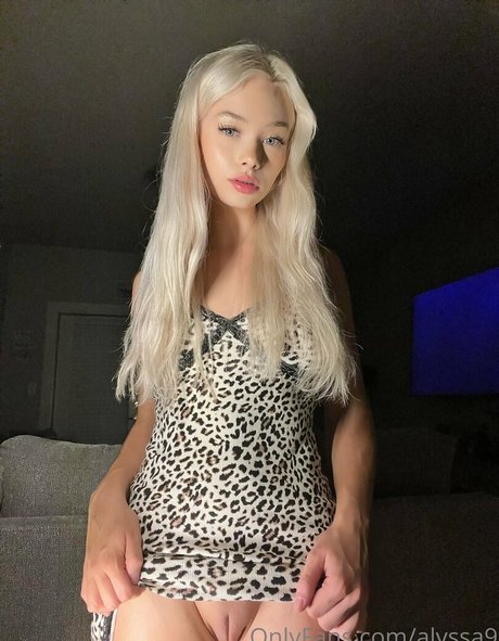 Alyssa Devyn Nackt OnlyFans