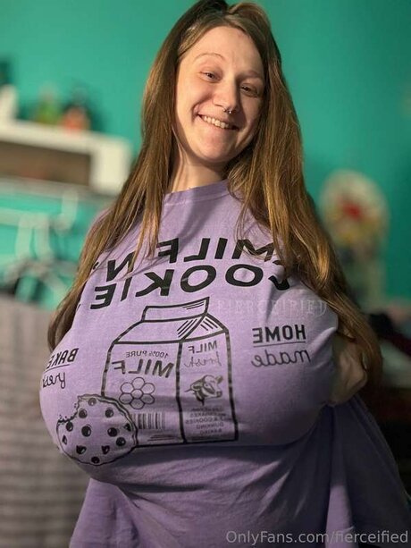 Fierceified OnlyFans Brüste Bild
