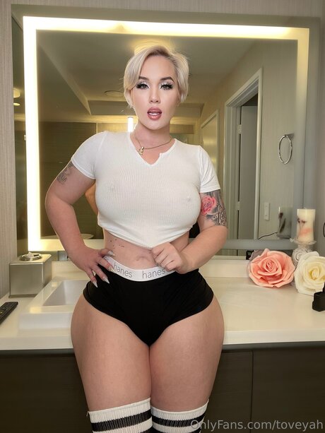 Toveyah OnlyFans Leak