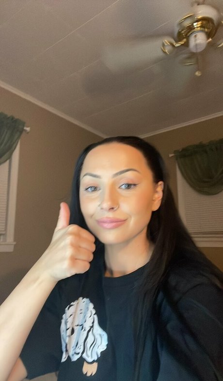 Kat Corrao NurlyFans-Pornos