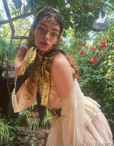 floraauclair OnlyFans-Leaks