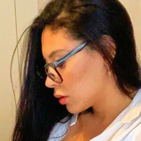 Bella Moreira OnlyFans Bilder