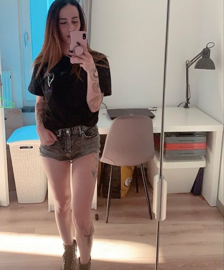 Aphroditeinink OnlyFans