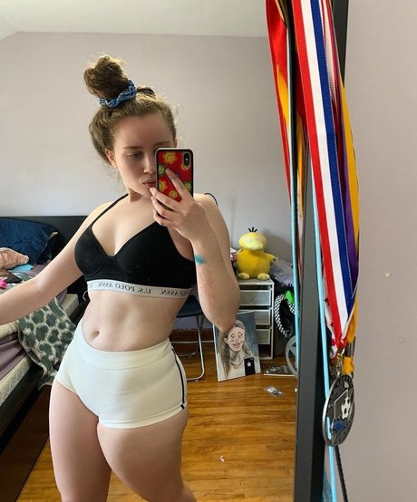 Alyssa Cleversey Nackt OnlyFans Porn