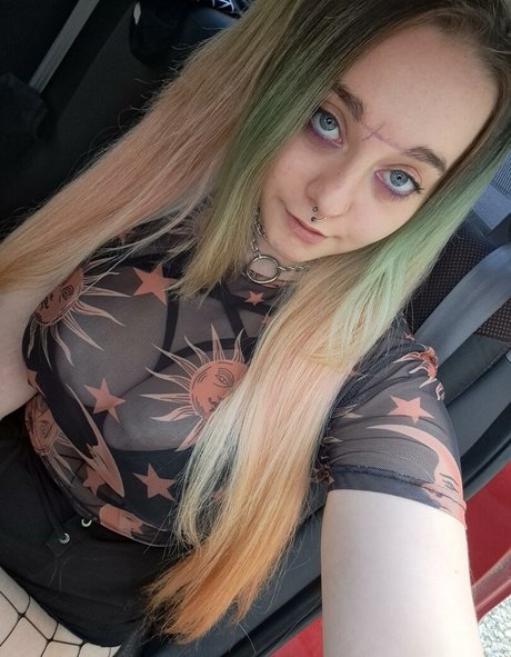 Izzysweettart Nackt auf OnlyFans