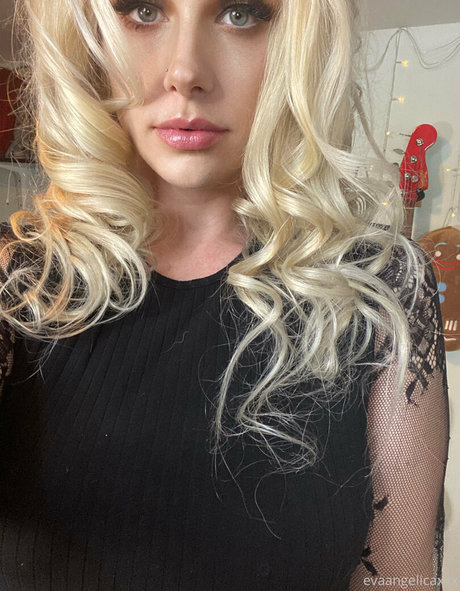 eva rocksttv OnlyFans-Archiv