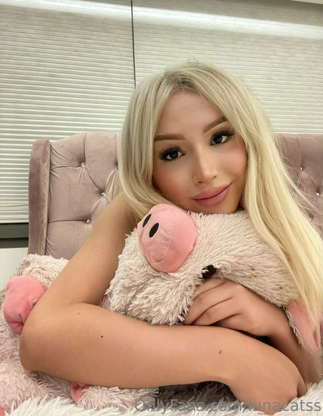 lunacatss Leaked OnlyFans Bilder