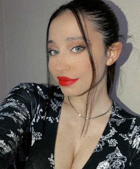 Milagros Seghi Brüste OnlyFans