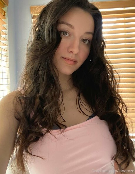 lanaroze OnlyFans Leaked