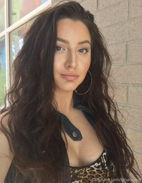 lanaroze OnlyFans Arsch Leak