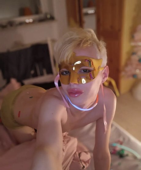 Blonditwink OnlyFans Nacktbilder geleakt