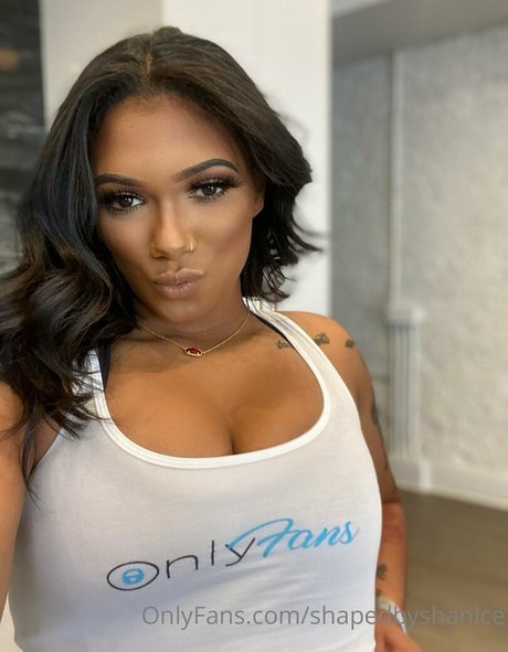 milf-orgie onlyfans Erwachsene Foto