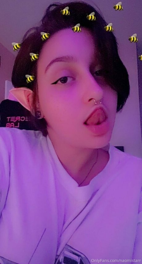 dünne kleine titten nur fans heiß nackt Porträt