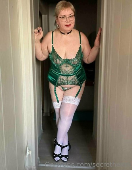 secrethelen Nacktpornos auf OnlyFans