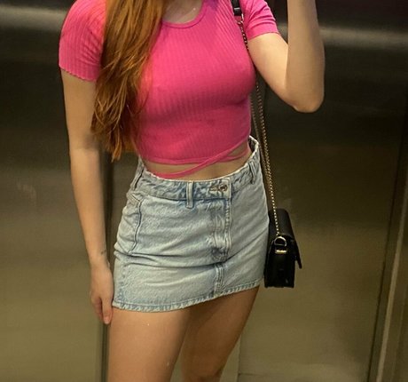 Red Cutie Angel XXX OnlyFans