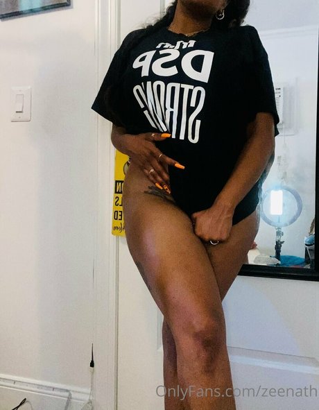 zeenath OnlyFans-Bilder