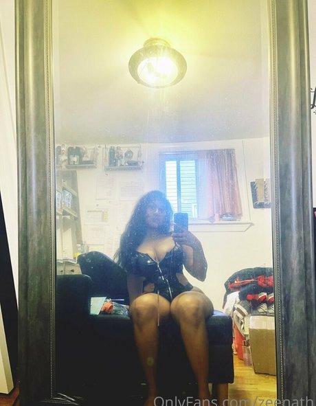 zeenath OnlyFans Gratis-Inhalte