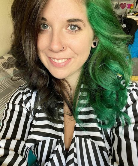 bailsmarie OnlyFans-Bilder