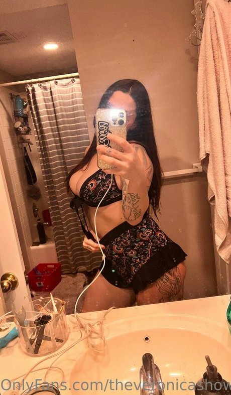 theveronicashoww OnlyFans Nacktbilder