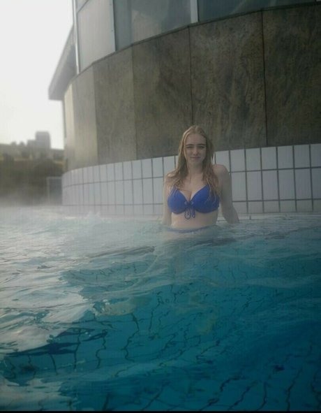 dorfblondie OnlyFans-Bilder