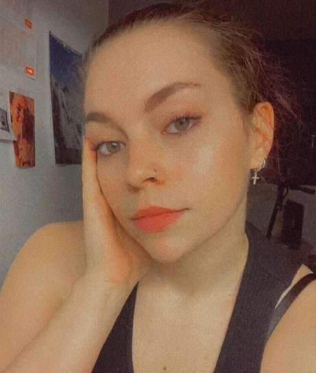 Anna Mungenast OnlyFans Nacktbilder