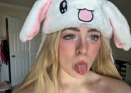 aurorabrookefree Nacktpornos auf OnlyFans