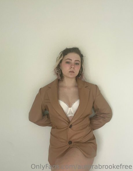 aurorabrookefree OnlyFans-Model