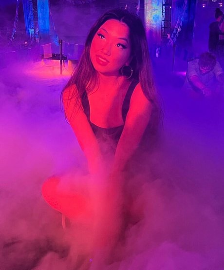 Maru Lee Titten OnlyFans