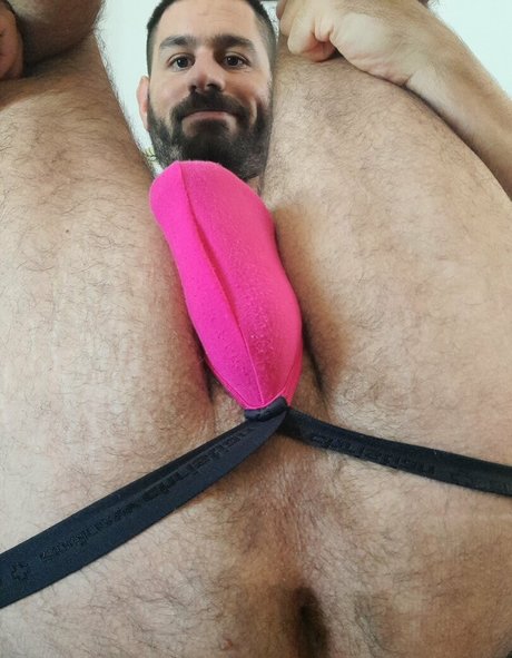 dotpajero OnlyFans nackte Brüste