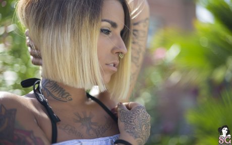 Noa SG OnlyFans nackte Brüste