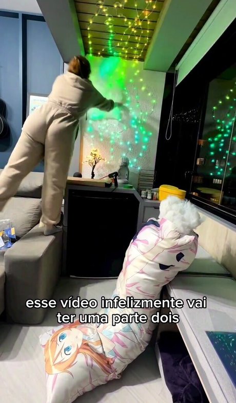 Claudia Andriolo Nacktpornos auf OnlyFans