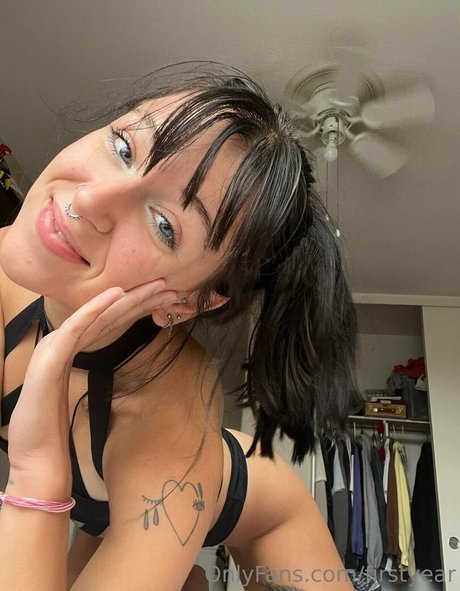 firstyear Nacktbilder OnlyFans geleakt