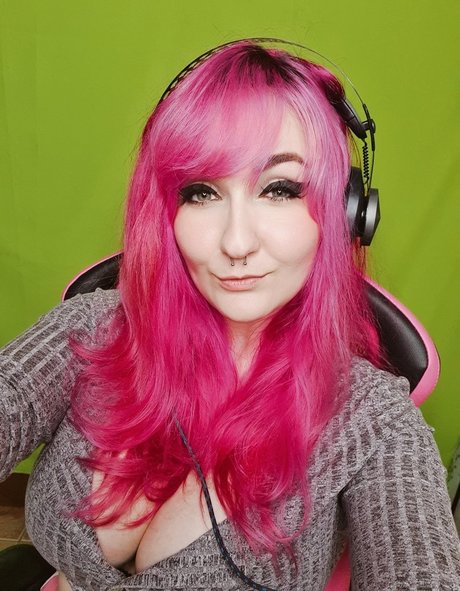 wzuia Nacktbilder geleakt OnlyFans