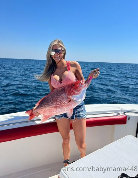Hottest Fishing OnlyFans Bilder