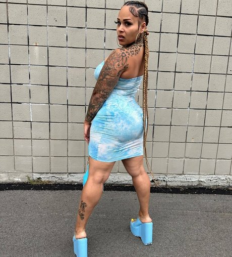 FellyBX OnlyFans nackt