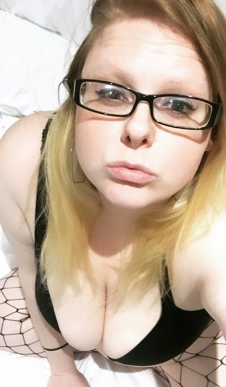 lucylucious01 OnlyFans-Creator