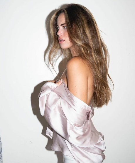 Bar Weil OnlyFans Fotos