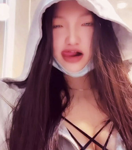 Guohui OnlyFans Gratis-Inhalte