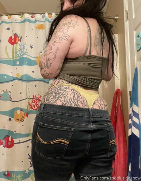 spookisideshow OnlyFans Inhalte