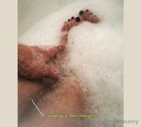 ebadbunny OnlyFans Bilder