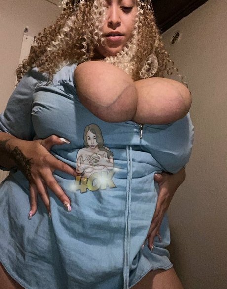 Arguably Nacktbilder von OnlyFans