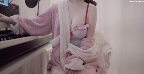 Yuwol OnlyFans-Seite