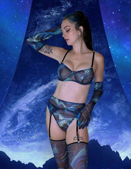 Pinupjoy OnlyFans Inhalte