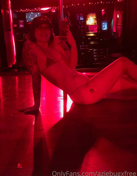 brustwarzen onlyfans sexy XXX Sammlung