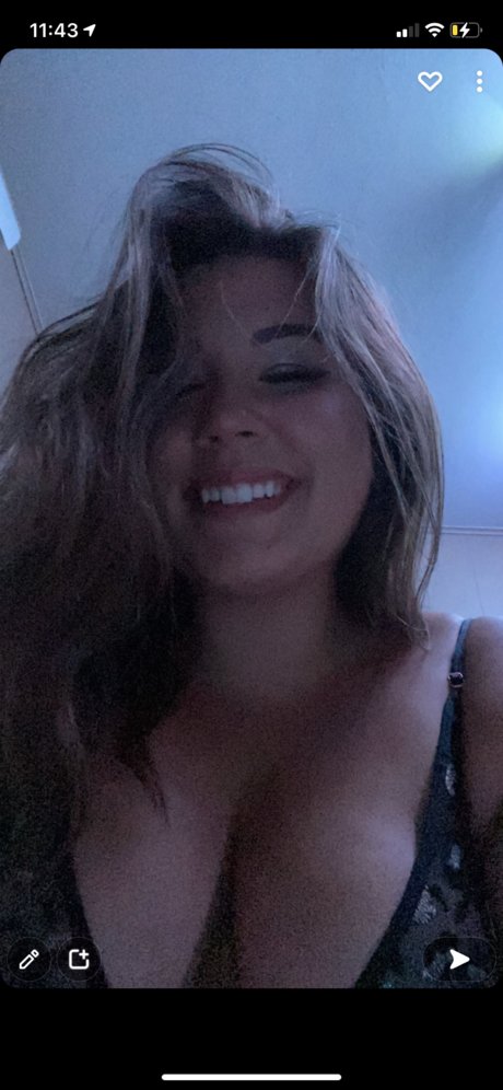 babygirllivyy Nacktbilder von OnlyFans geleakt