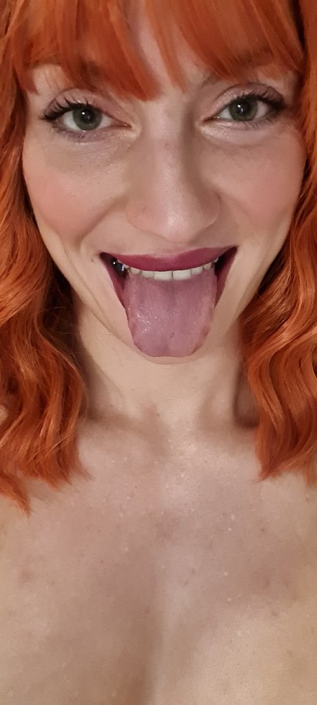 Phannydae Oben ohne OnlyFans