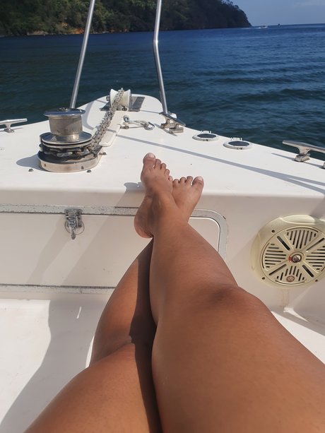 Bubblegumbfeet OnlyFans Strip