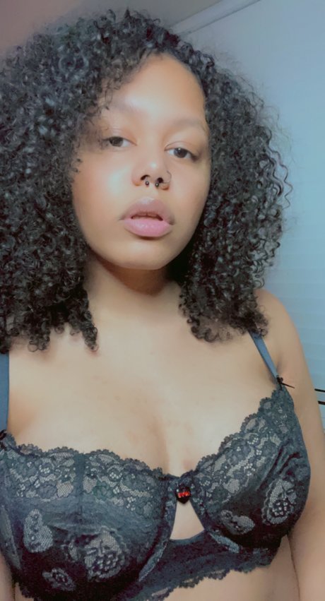 Elise the Queen XXX Leak OnlyFans