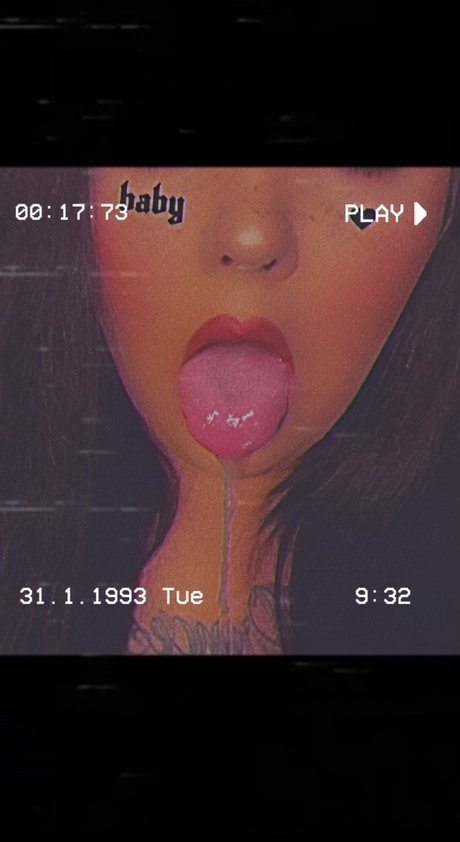 Amara Vaylen OnlyFans X